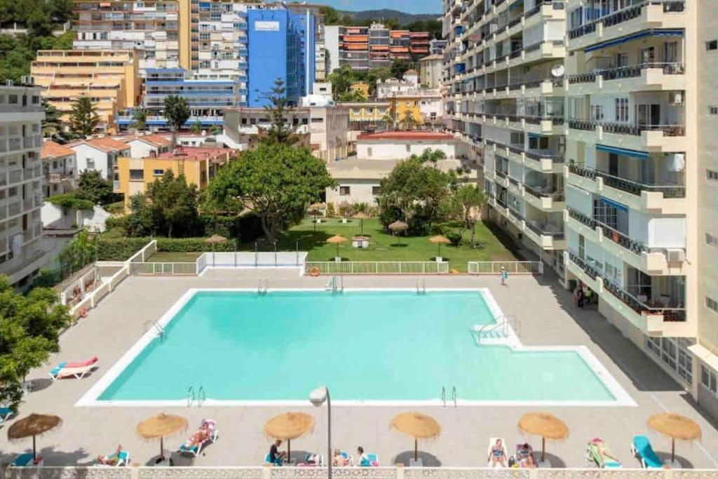 Magnifico Apartamento En La Carihuela, Torremolino Торремолинос Экстерьер фото