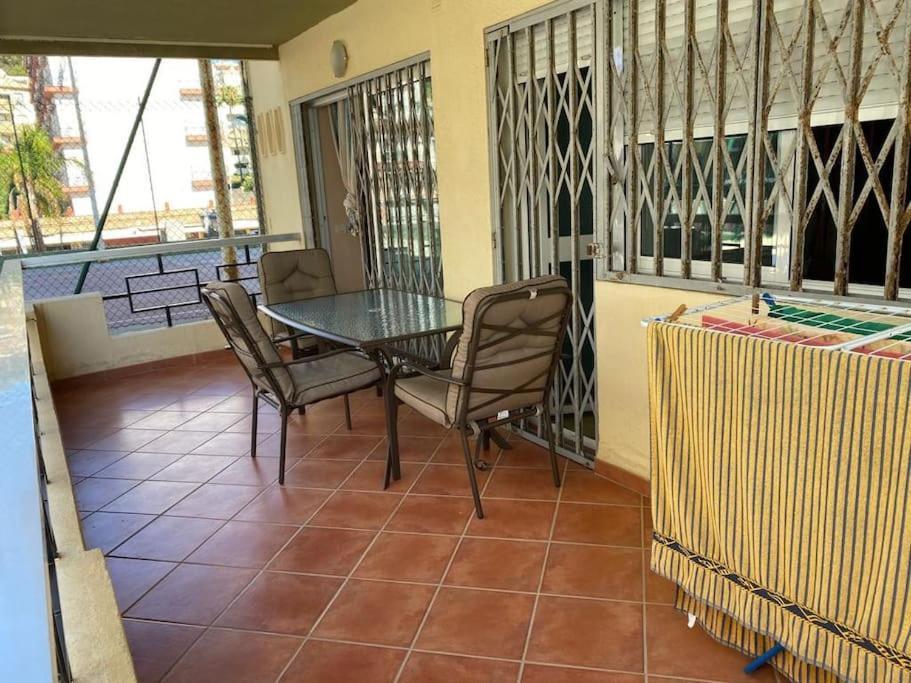 Magnifico Apartamento En La Carihuela, Torremolino Торремолинос Экстерьер фото