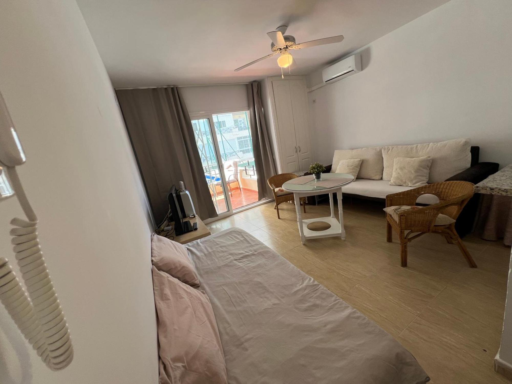 Magnifico Apartamento En La Carihuela, Torremolino Торремолинос Экстерьер фото